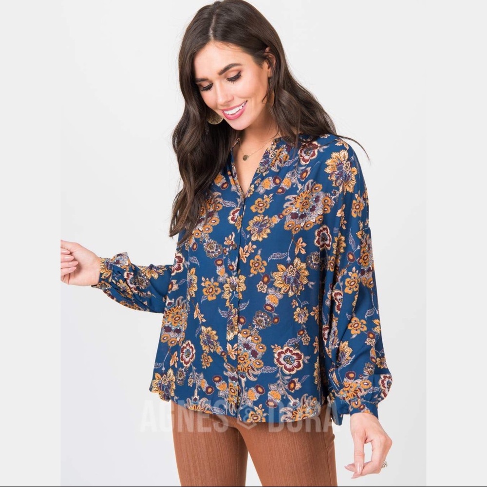 NWT Agnes & Dora Peasant Top Denim & Gold Semi Sheer New With Tags